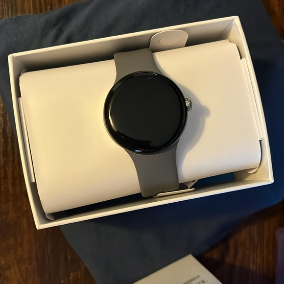 Google Pixel Watch (original) - Picture 3 of 13